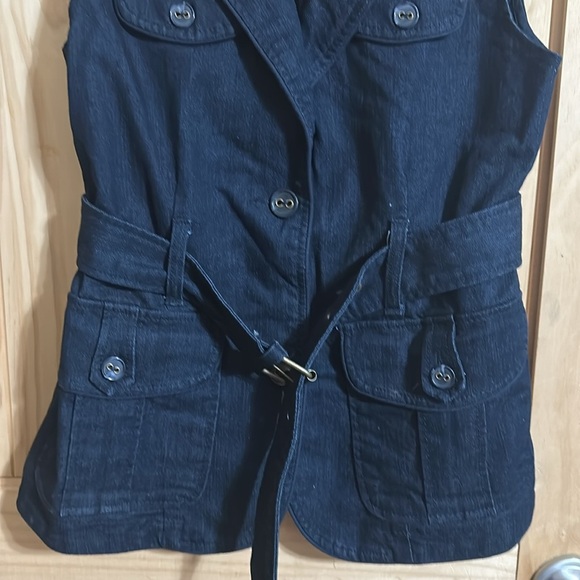 Kenar Black Sleeveless Vest Tailored Design - Picture 5 of 5